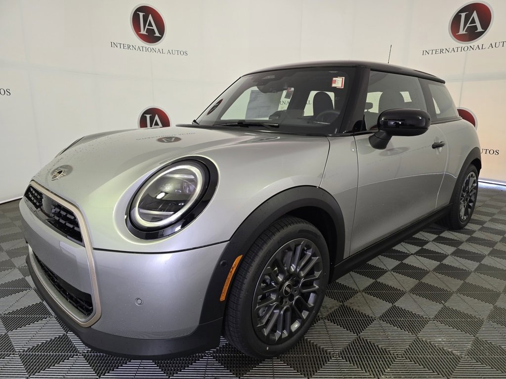 New 2026 MINI Cooper 2-Door Hardtop image 5