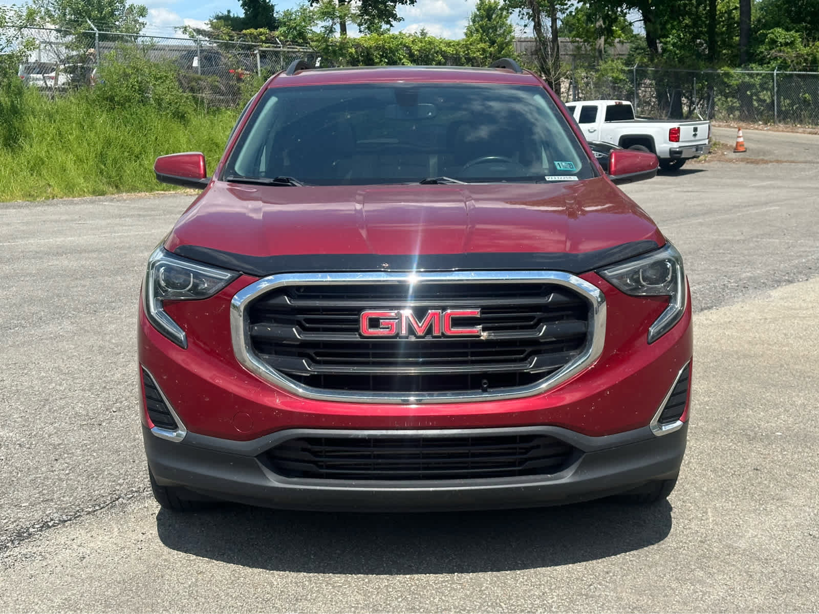 Used 2018 GMC Terrain SLE w/ Driver Convenience Package AWD/4WD image 2