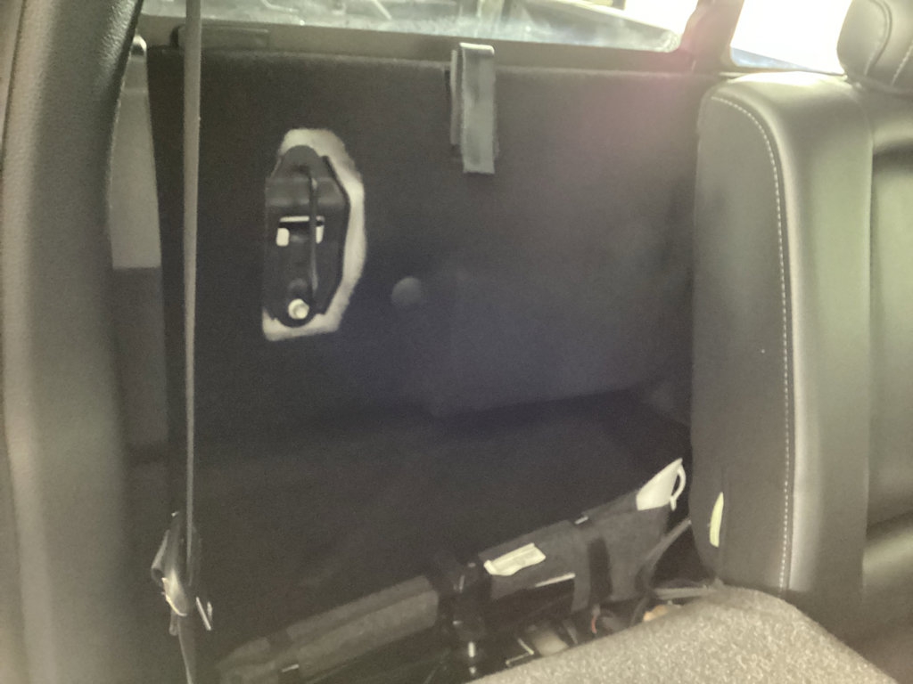 Used 2021 Ford F150 Lariat w/ Equipment Group 502A High image 13