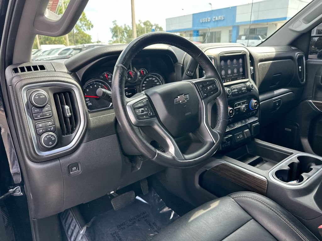Used 2021 Chevrolet Silverado 1500 LT Trail Boss w/ Convenience Package II AWD/4WD image 9