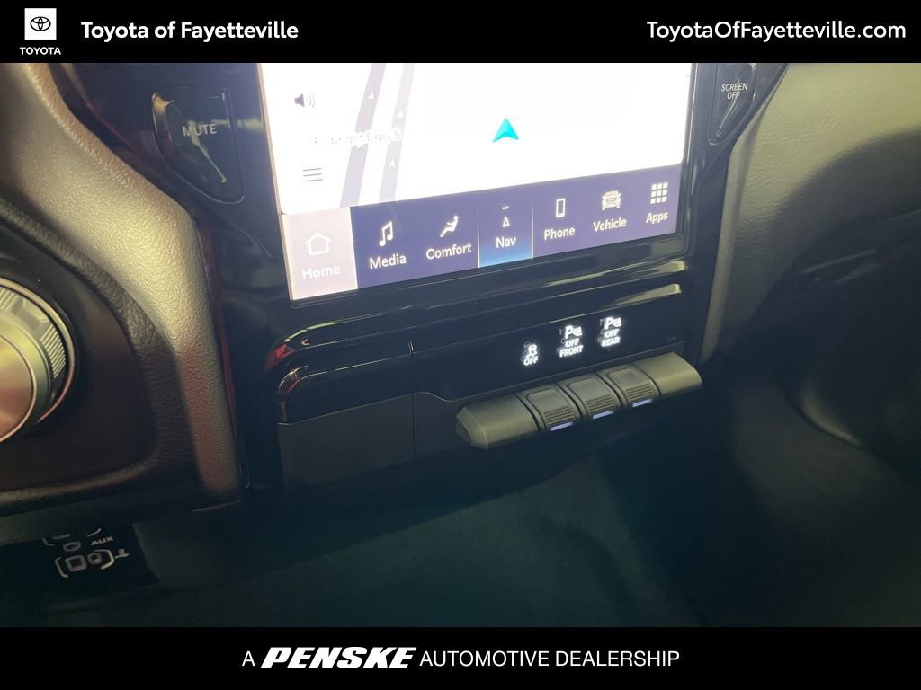 Used 2025 RAM 1500 Laramie image 30