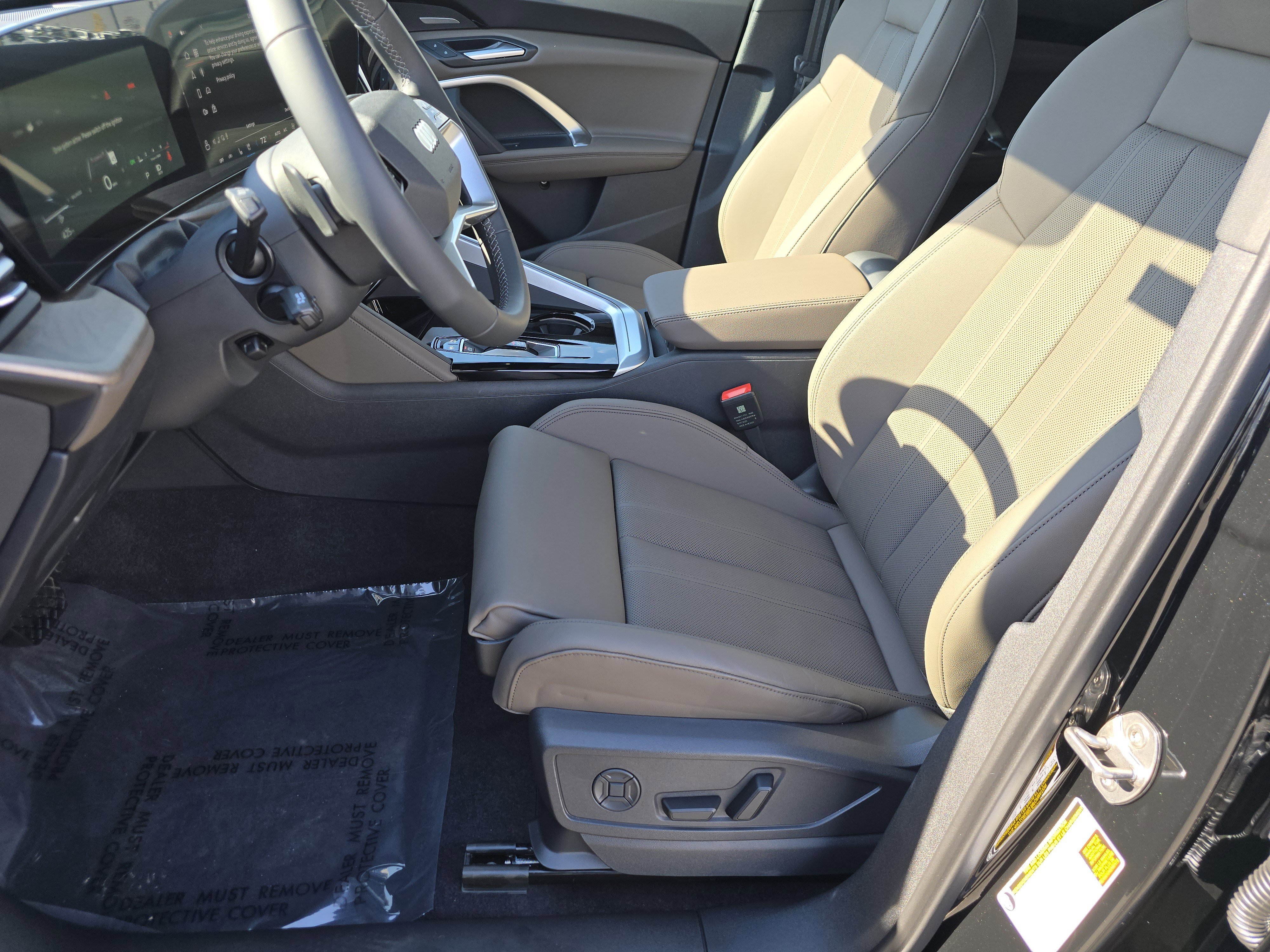 New 2025 Audi Q5 Premium Plus image 18