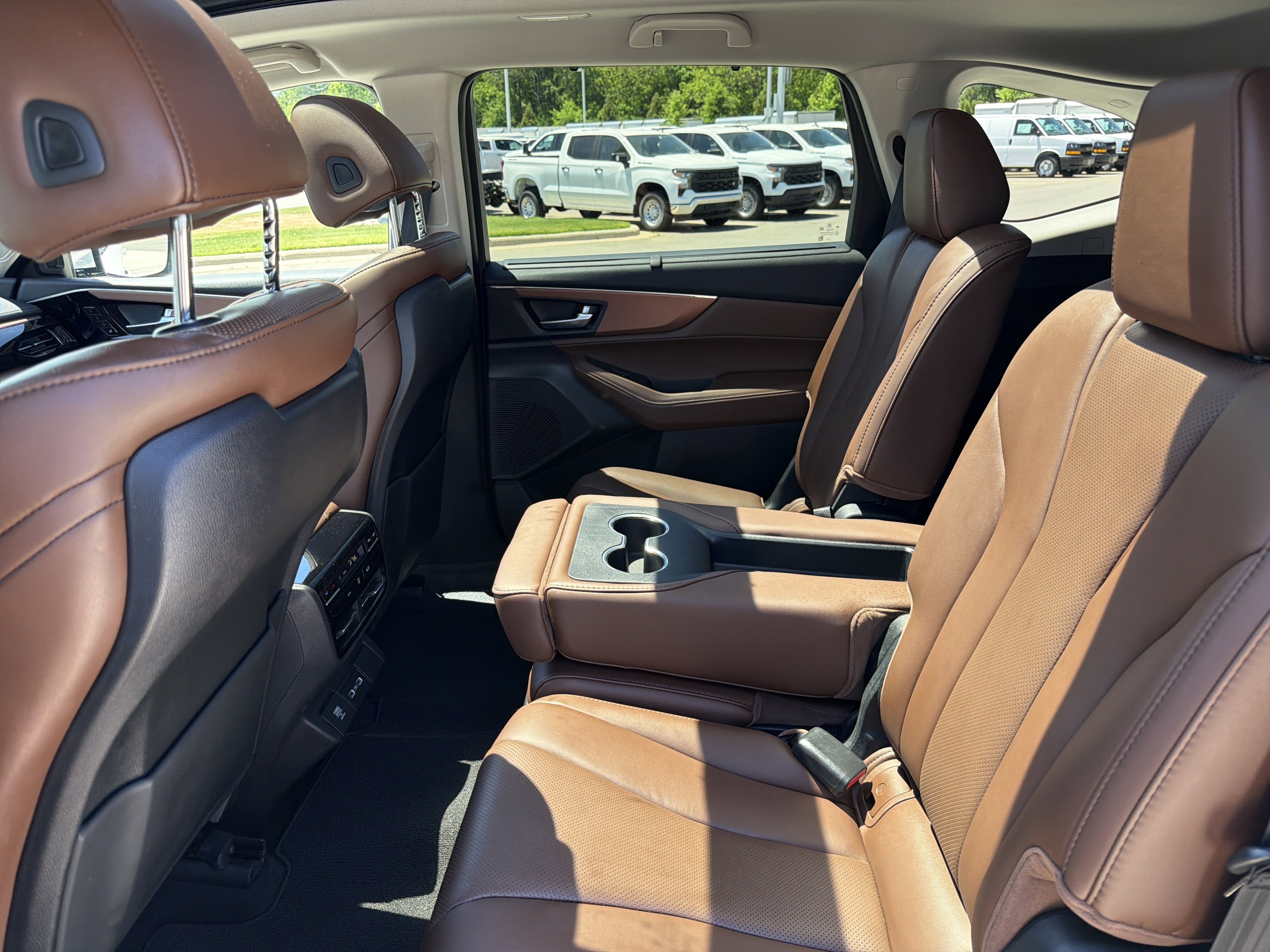 Certified 2023 Acura MDX FWD w/ Technology Package image 31