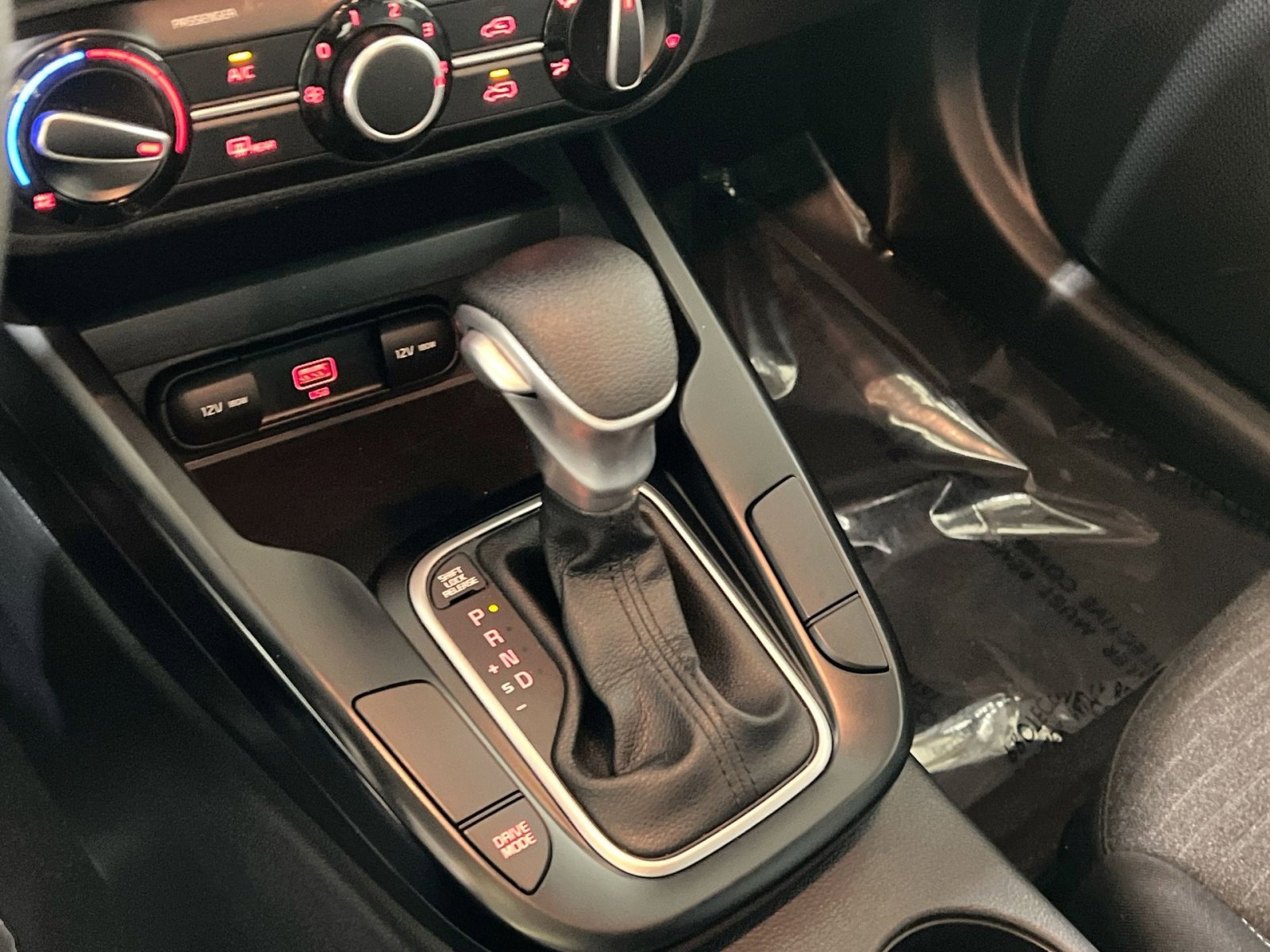 Used 2021 Kia Soul S image 18