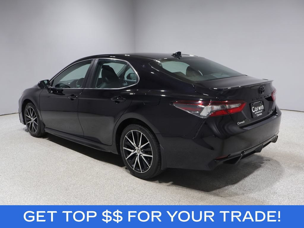 Used 2023 Toyota Camry SE FWD image 4