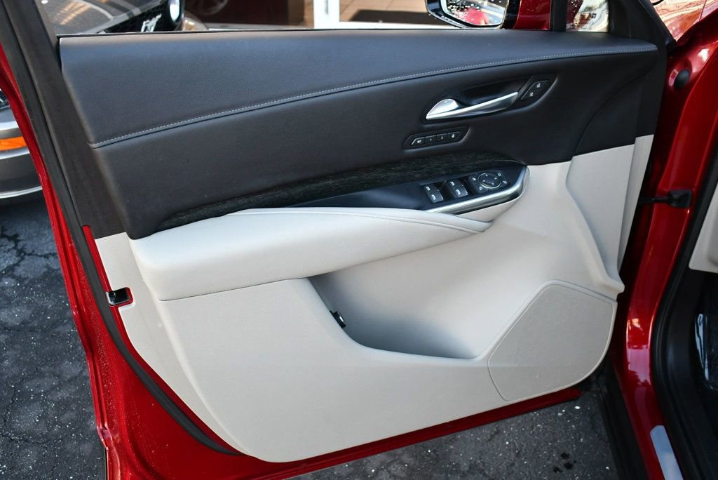 Used 2021 Cadillac XT4 Premium Luxury w/ Driver Awareness Package image 33