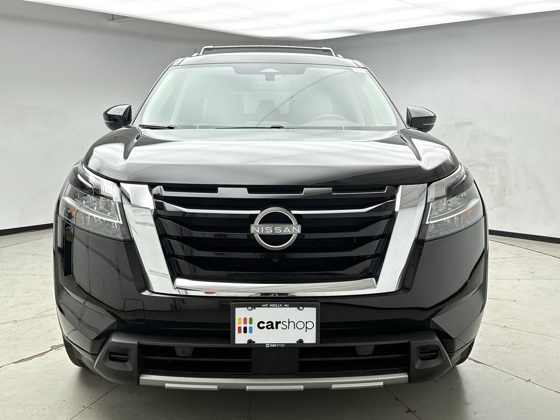 Used 2023 Nissan Pathfinder SL AWD/4WD image 8