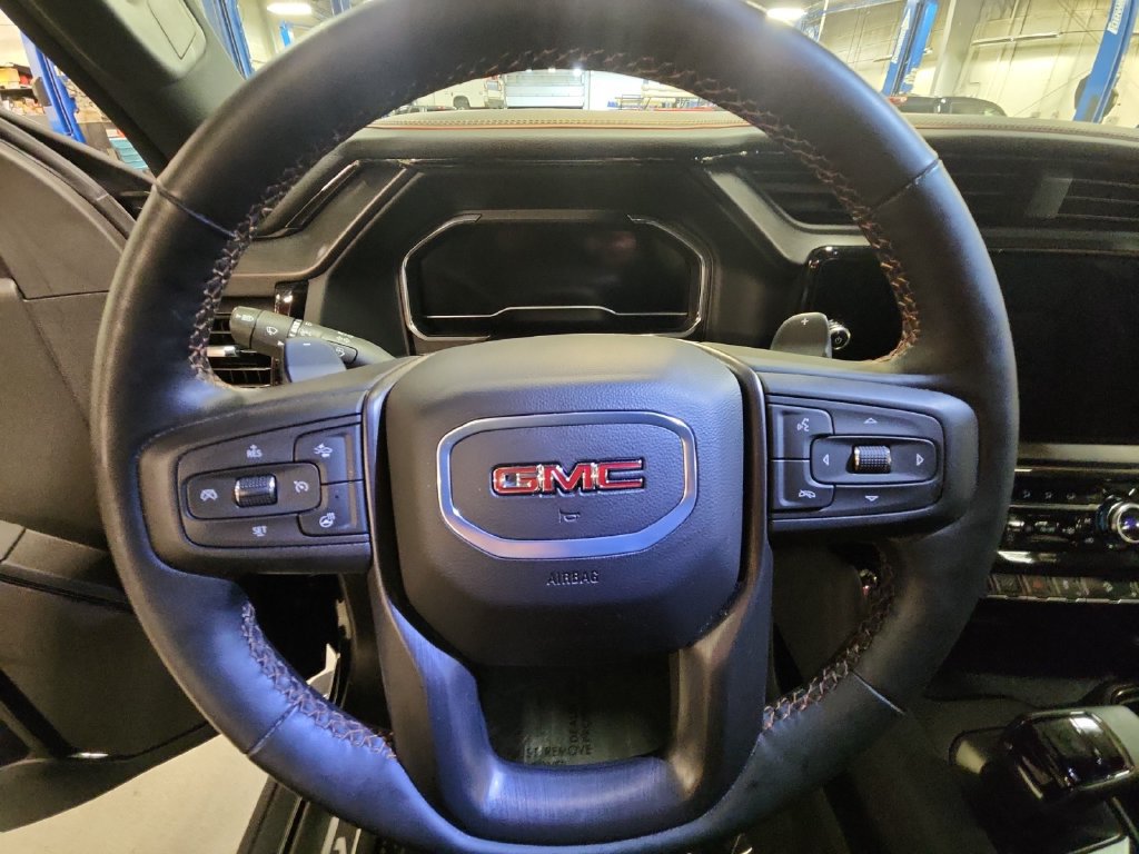 Certified 2024 GMC Sierra 1500 AT4 w/ Technology Package AWD/4WD image 17