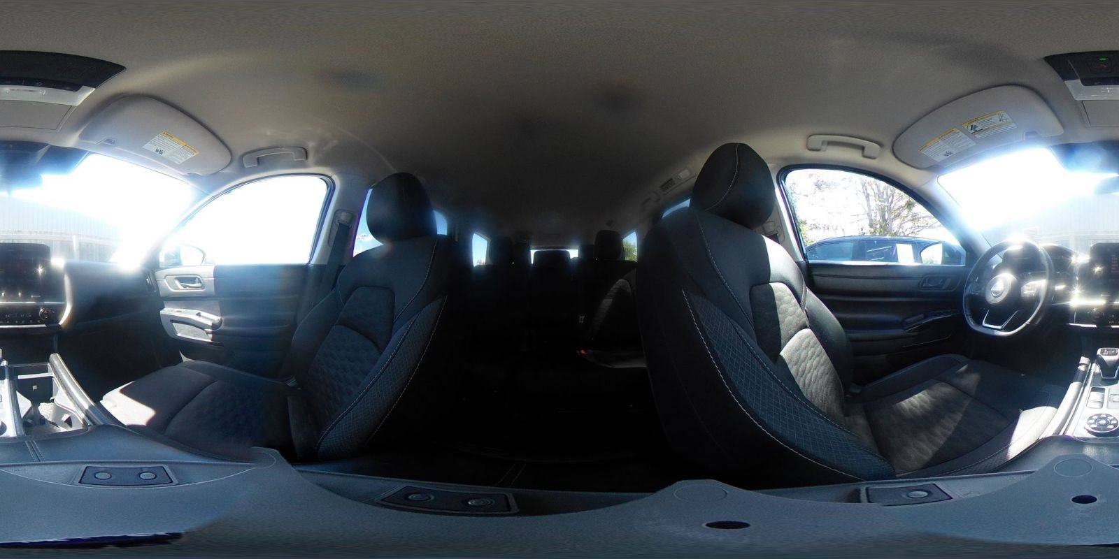 Used 2025 Nissan Pathfinder SV AWD/4WD image 41
