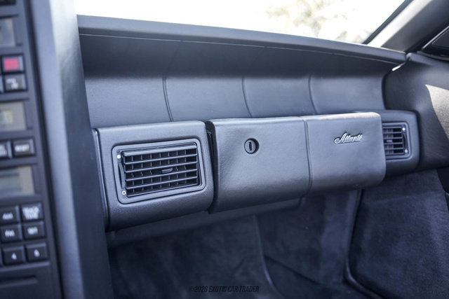 Used 1993 Cadillac Allante FWD image 48