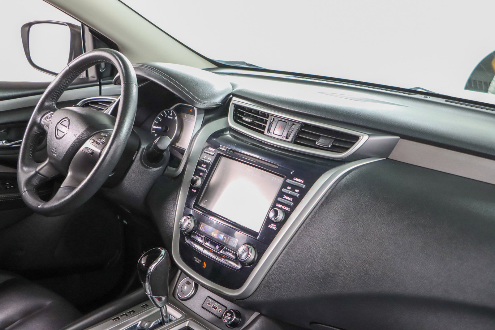 Used 2023 Nissan Murano SV w/ SV Midnight Edition Package FWD image 25