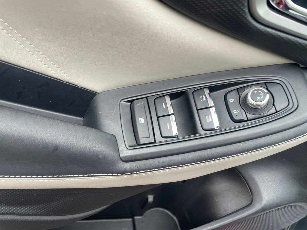 Used 2022 Subaru Forester Limited AWD/4WD image 23