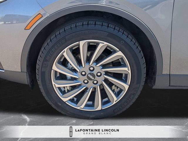 Certified 2023 Lincoln Corsair Reserve w/ Equipment Group 201A AWD/4WD image 34