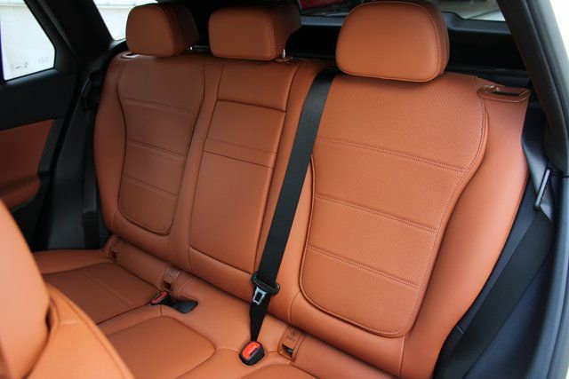 New 2025 Mercedes-Benz GLC 350e 4MATIC image 31