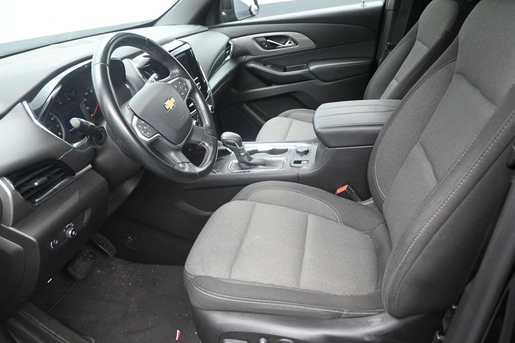 Used 2023 Chevrolet Traverse LT FWD image 12