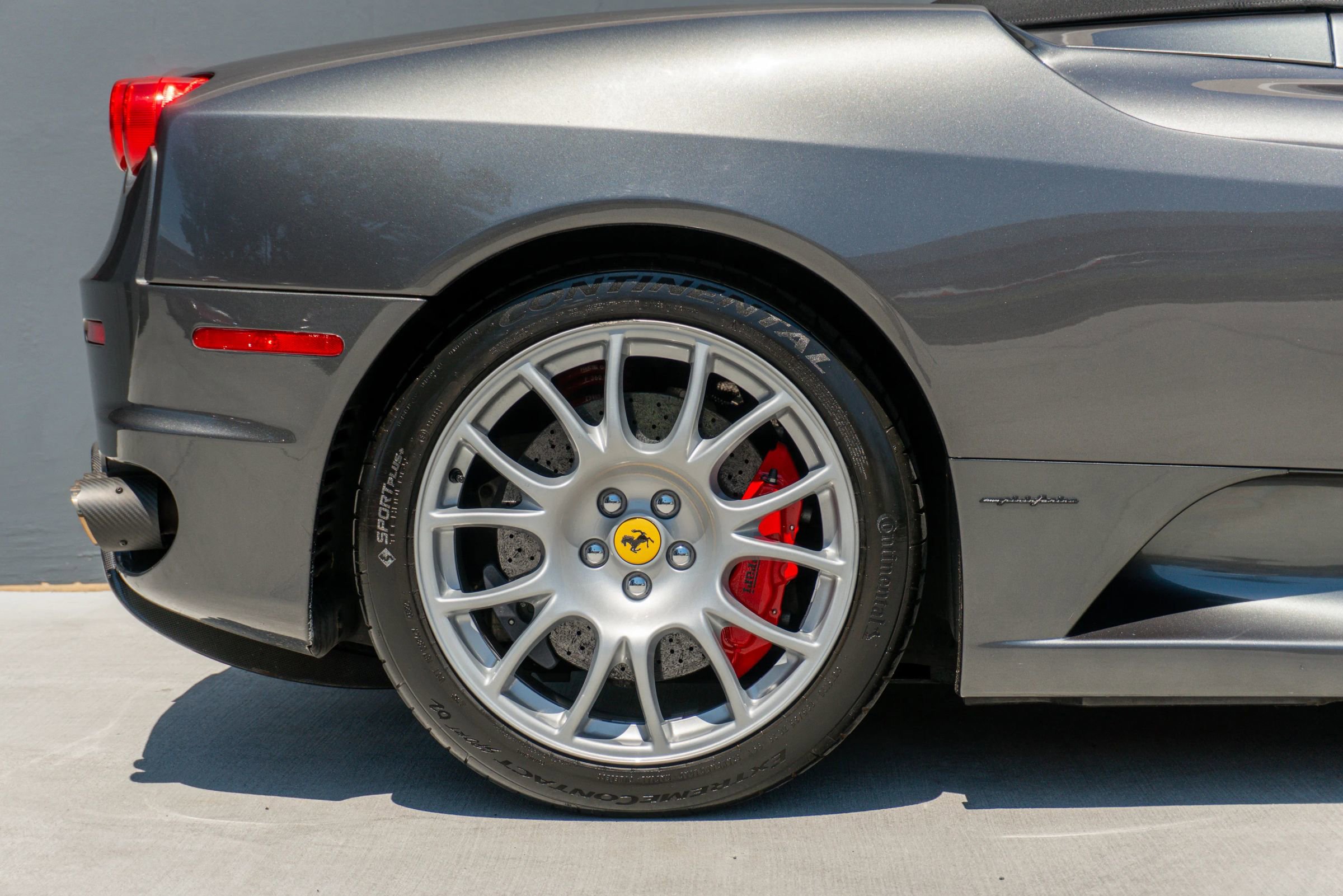 Used 2005 Ferrari F430 Spider RWD image 32
