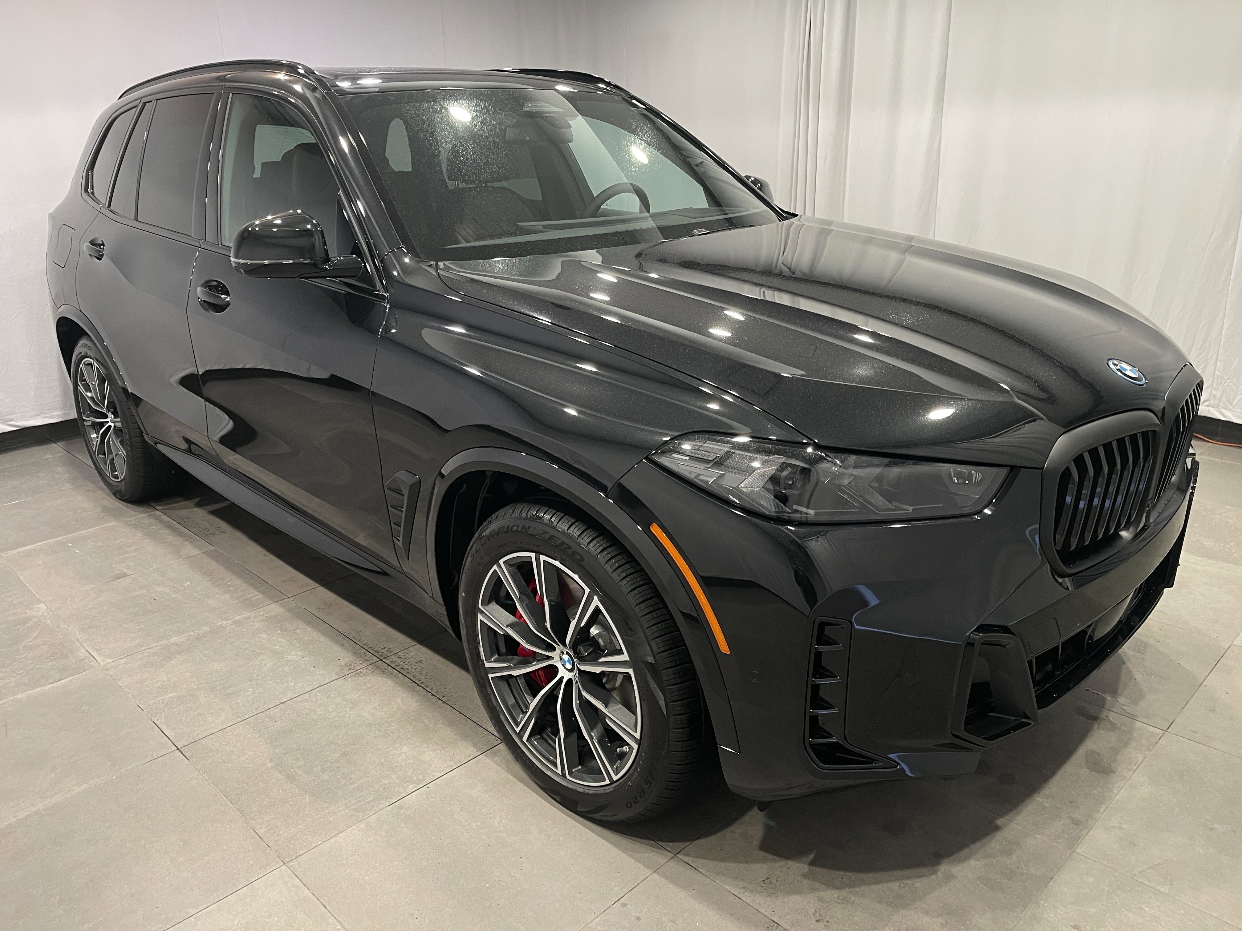 New 2026 BMW X5 xDrive50e AWD/4WD image 3