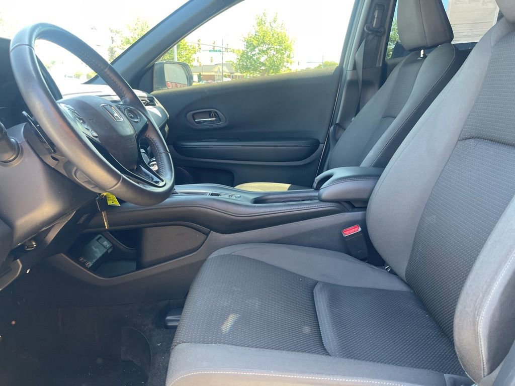 Used 2021 Honda HR-V Sport image 14