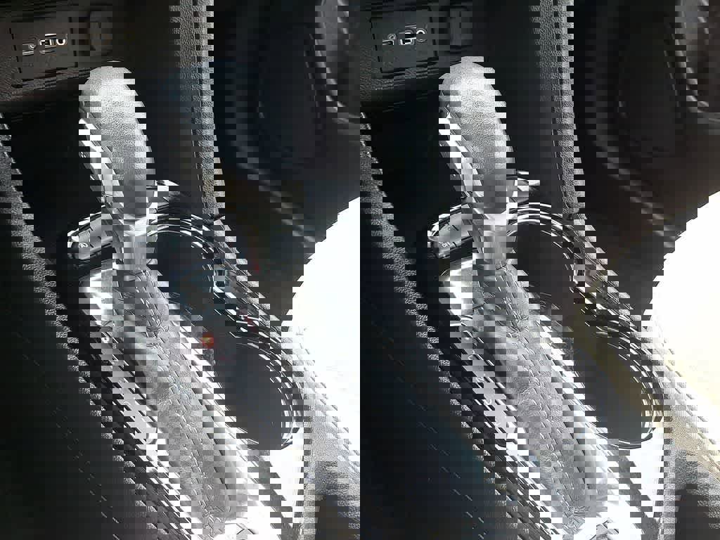 Used 2023 Buick Encore GX Select image 12