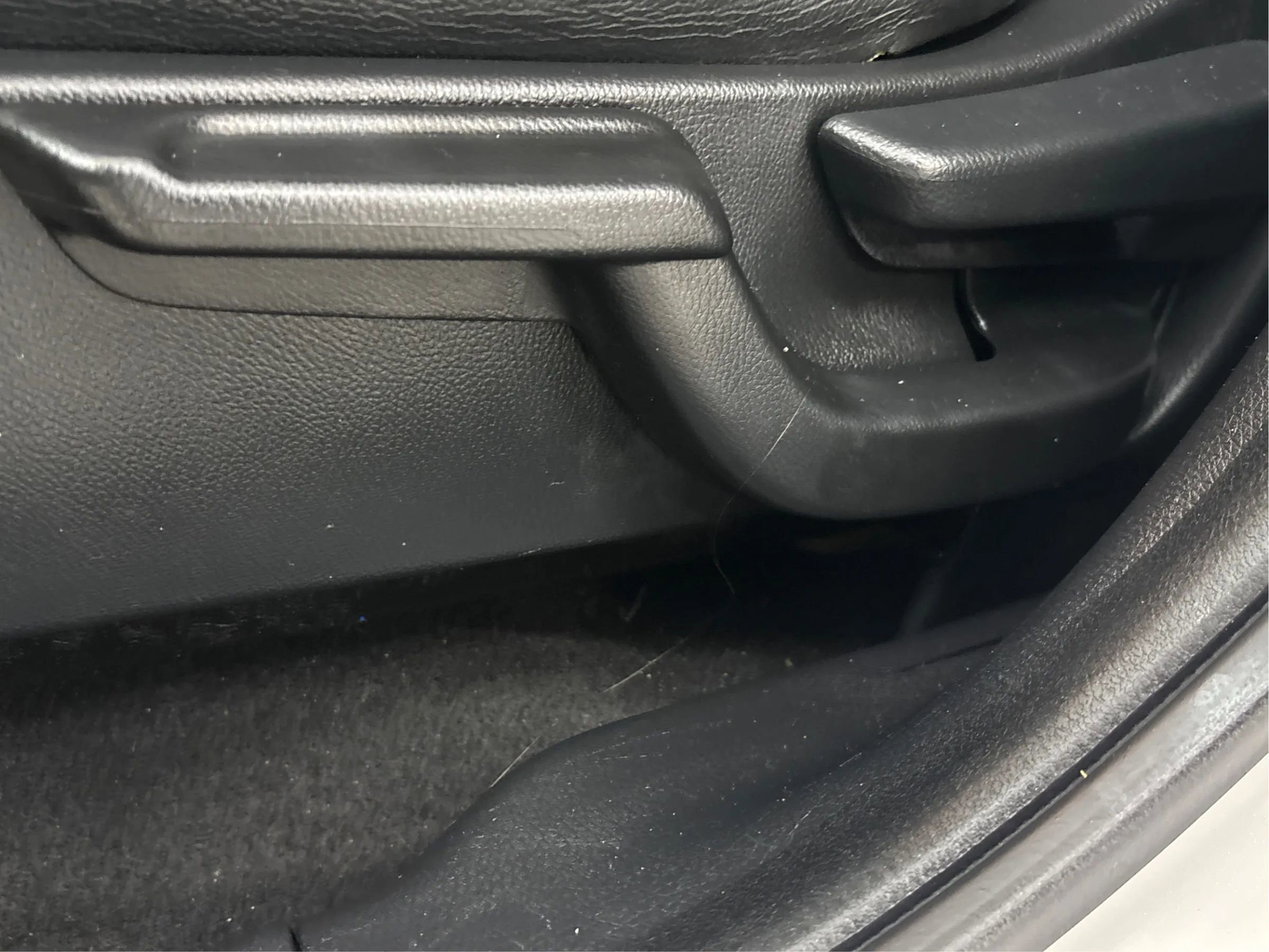 Used 2019 Honda HR-V EX-L image 23