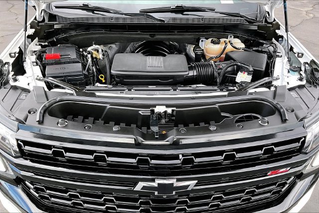 Used 2024 Chevrolet Tahoe Z71 w/ Z71 Off-Road Package AWD/4WD image 29
