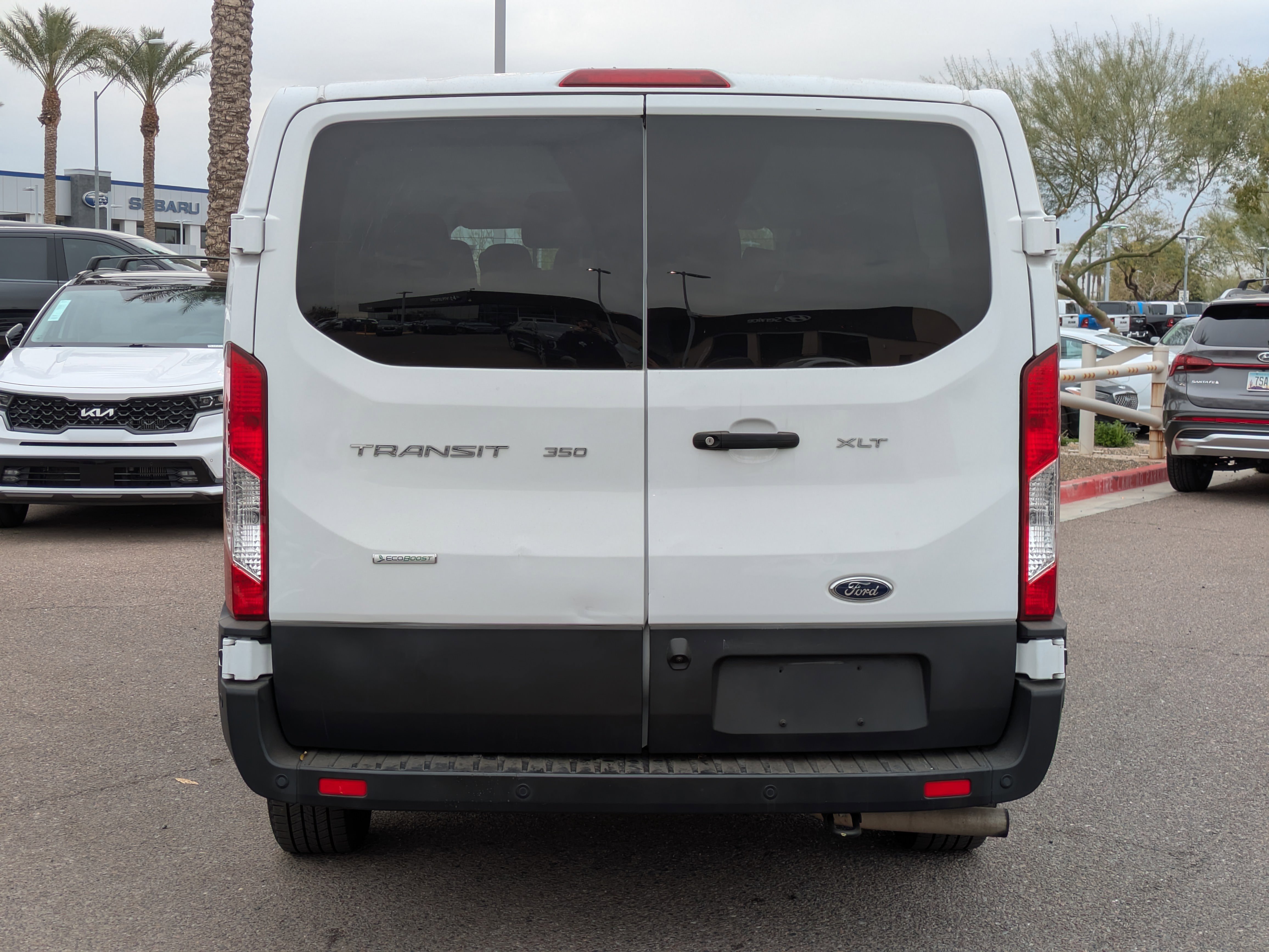 Used 2023 Ford Transit 350 XLT image 4