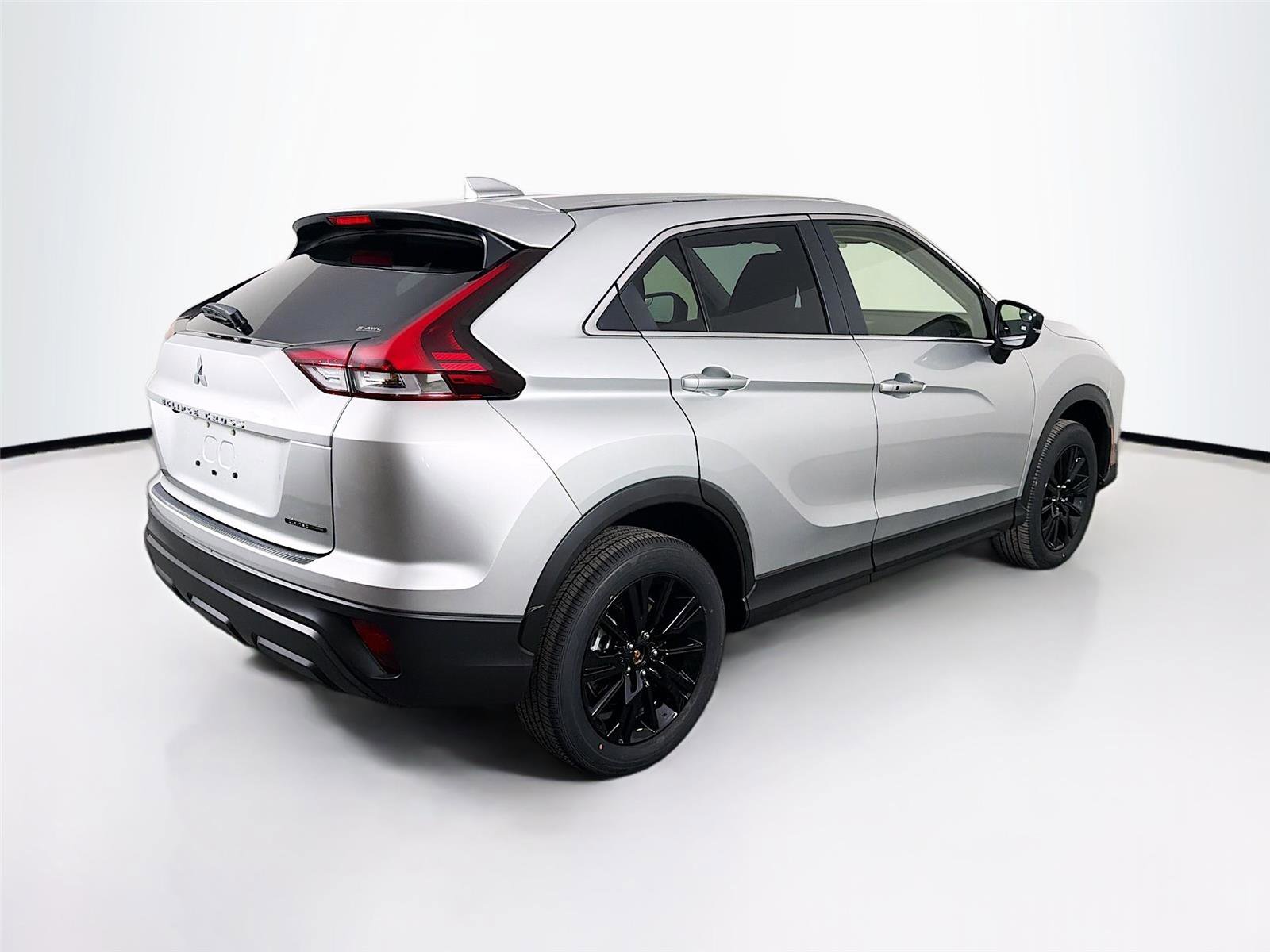 New 2026 Mitsubishi Eclipse Cross LE AWD/4WD image 7