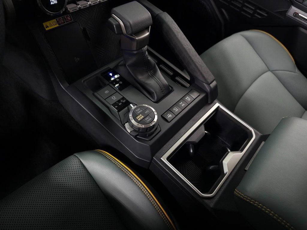 Used 2024 Toyota Tacoma Trailhunter image 37