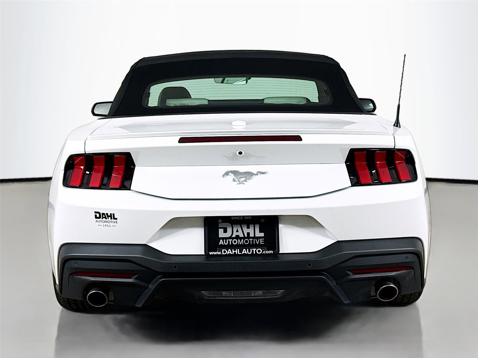 Used 2024 Ford Mustang Premium image 6