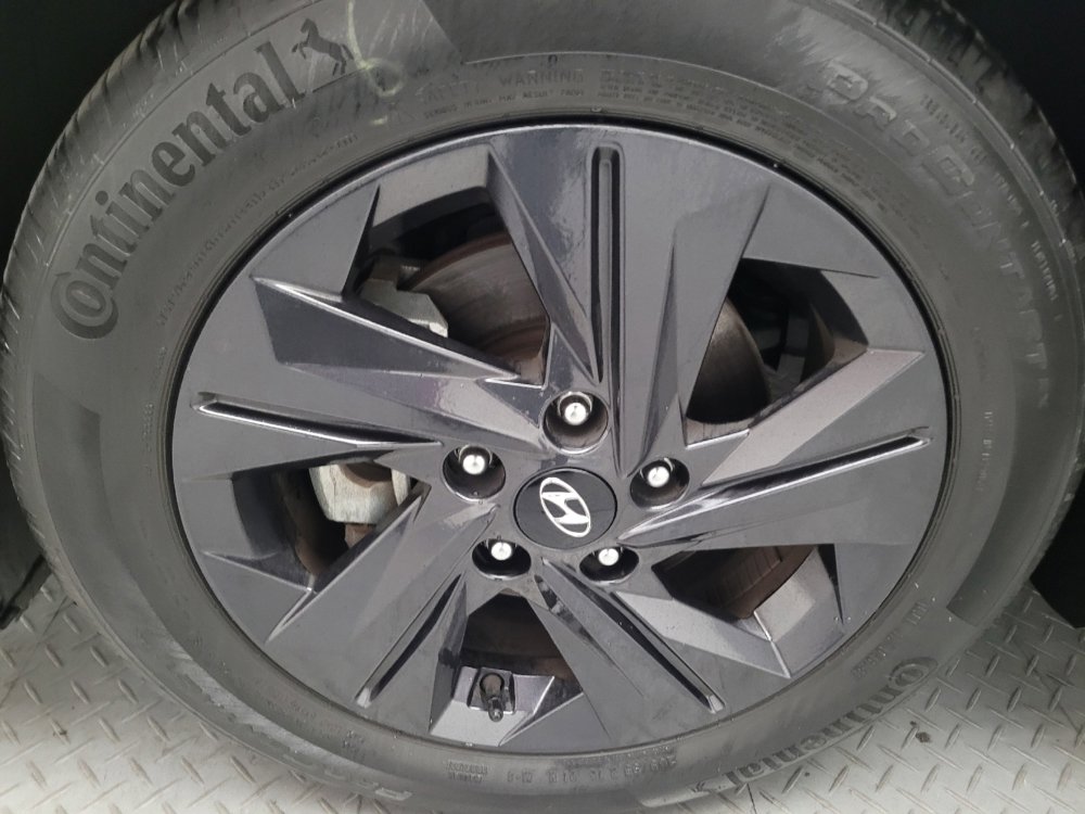 Used 2022 Hyundai Elantra SEL w/ Cargo Package image 31