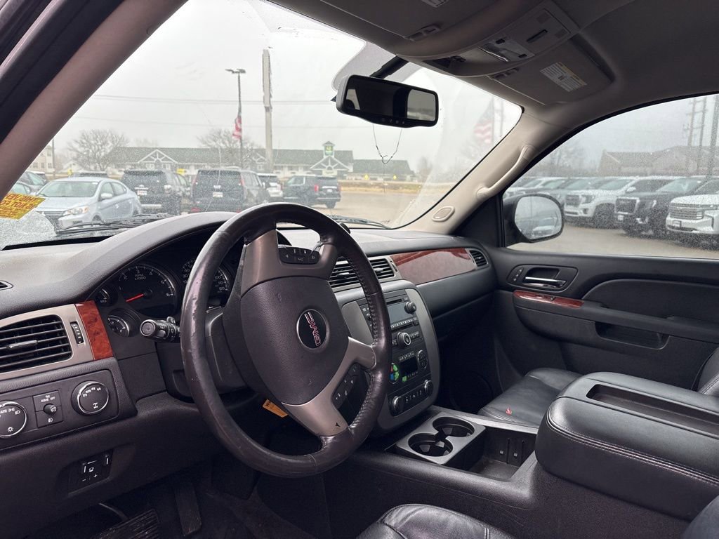 Used 2012 GMC Yukon SLT w/ SLT-2 Equipment Package image 8