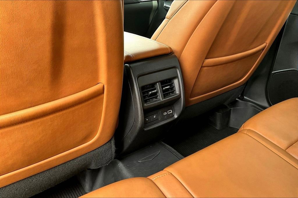 Used 2019 Cadillac XT4 Premium Luxury image 12