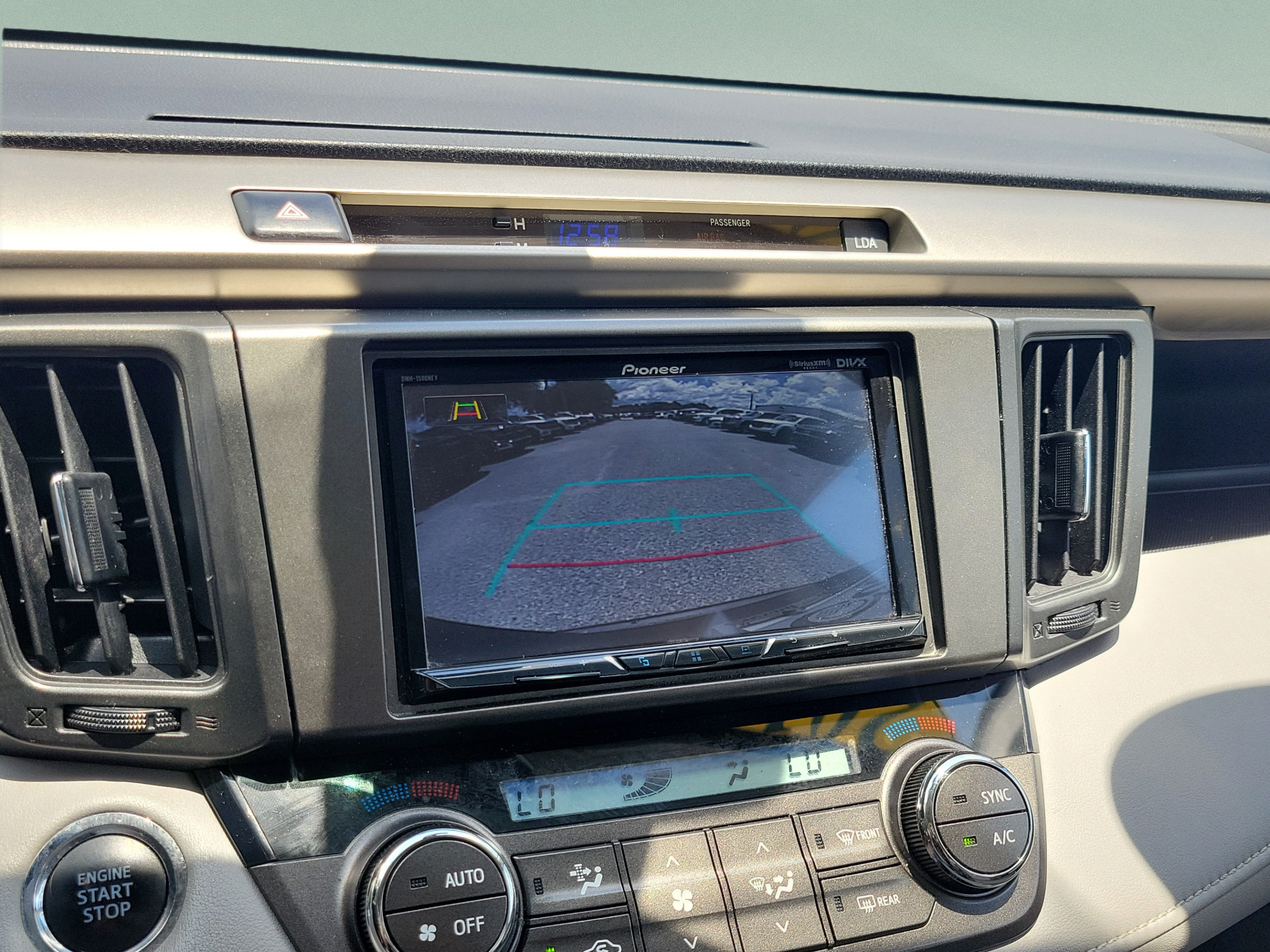 Used 2015 Toyota RAV4 Limited w/ Technology Package FWD image 28