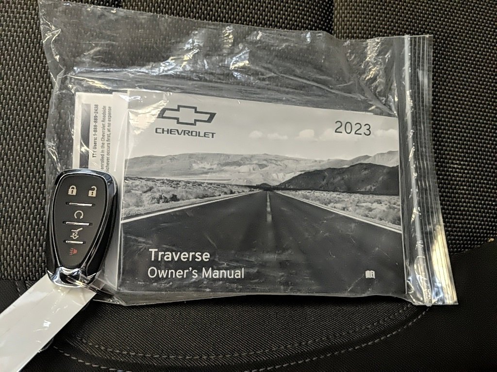 Used 2023 Chevrolet Traverse LT w/ LPO, Floor Liner Package image 33