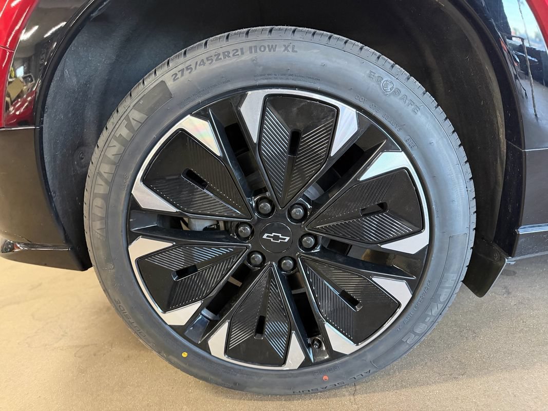 Used 2024 Chevrolet Blazer EV RS AWD/4WD image 28