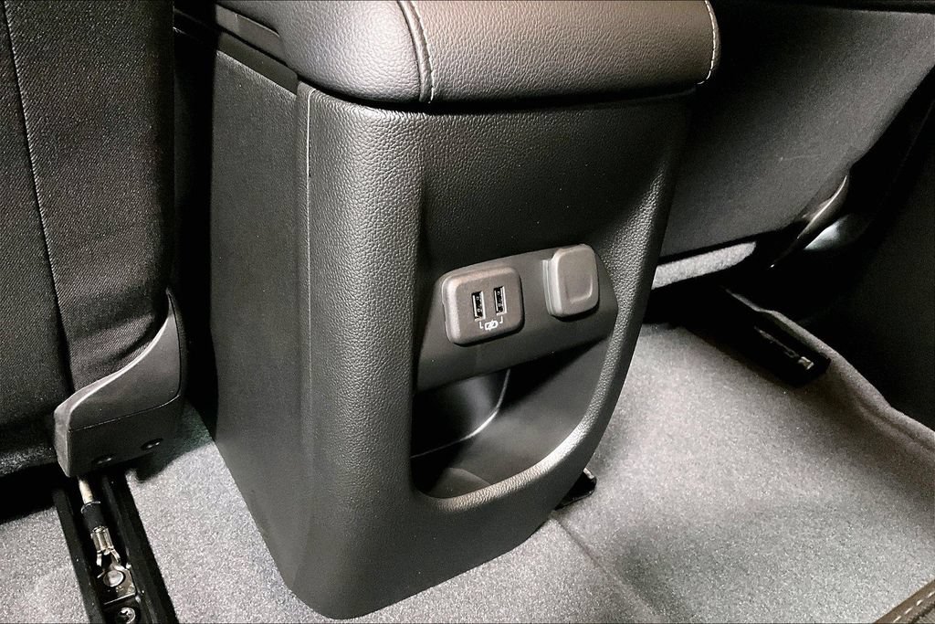 Used 2022 GMC Canyon Elevation w/ Trailering Package RWD image 16