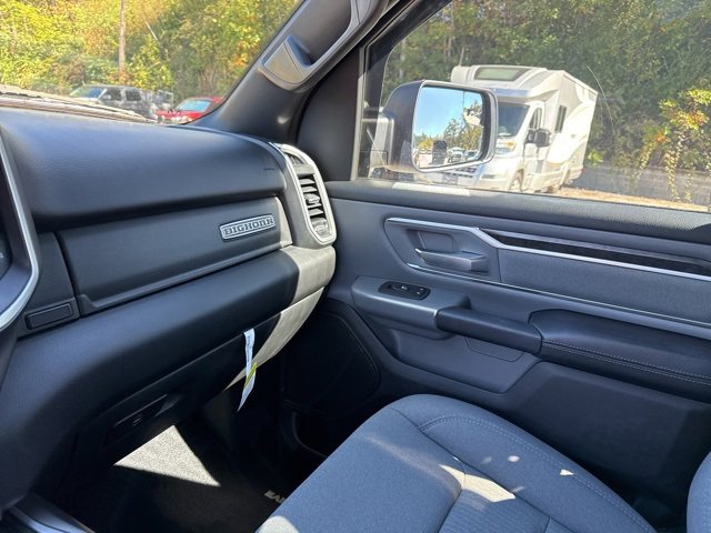 Used 2021 RAM 1500 Big Horn image 24