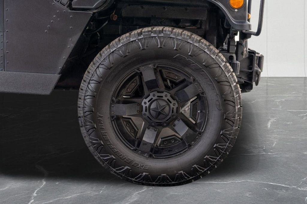 Used 1996 HUMMER H1 Hard Top image 12