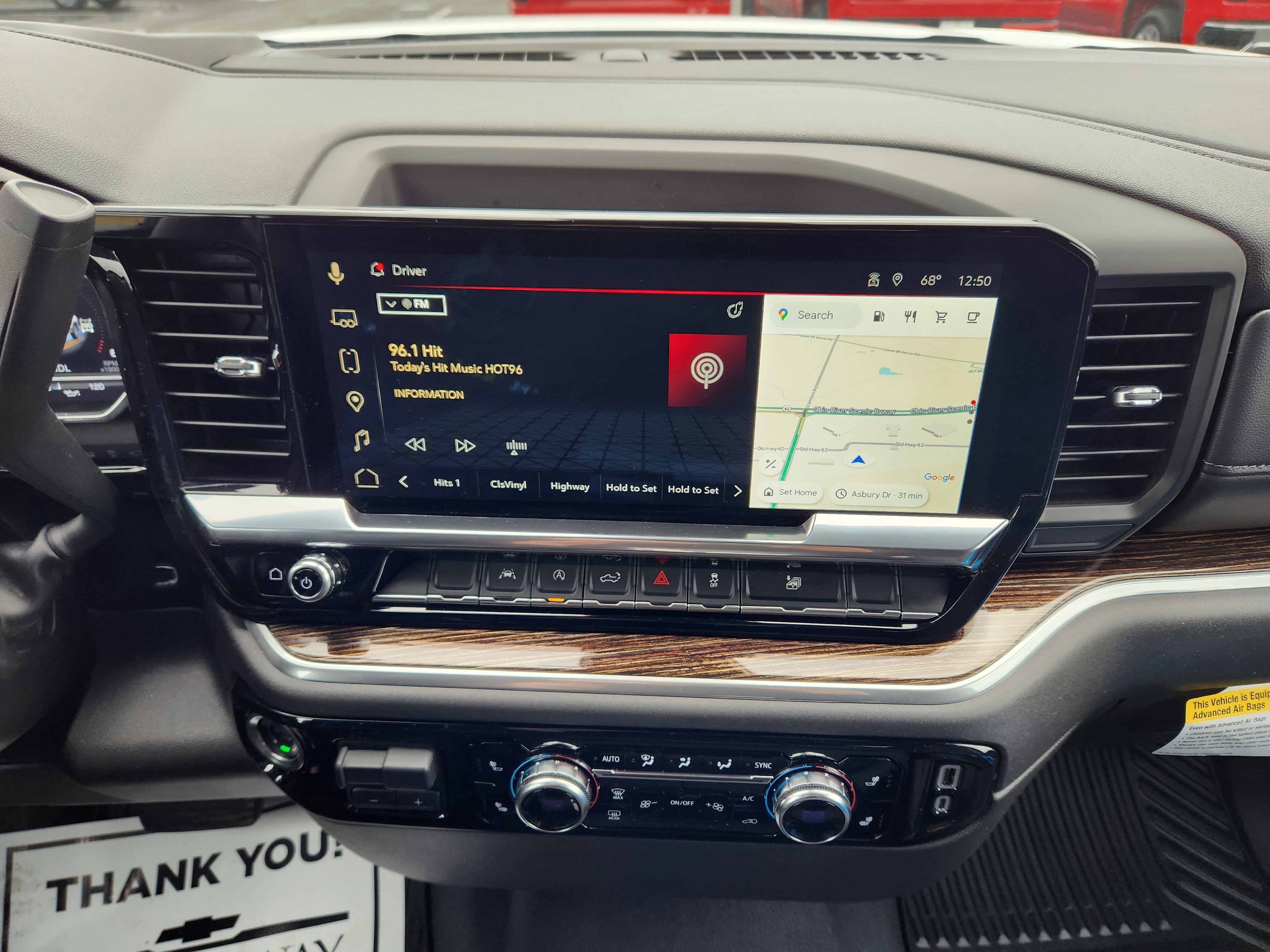 New 2025 GMC Sierra 1500 SLE w/ Preferred Package image 12