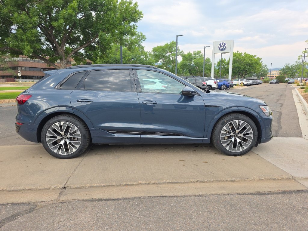 Used 2024 Audi Q8 e-tron Prestige w/ Prestige Package AWD/4WD image 8