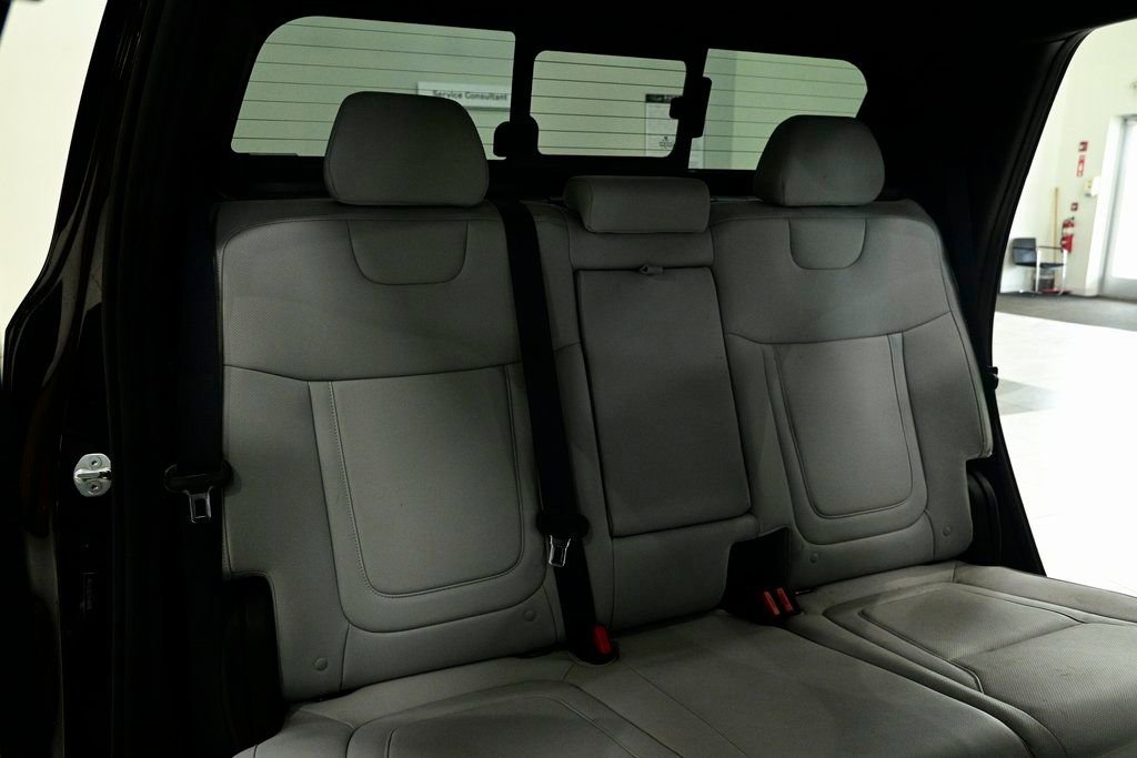 Used 2025 Hyundai Santa Cruz SEL image 15