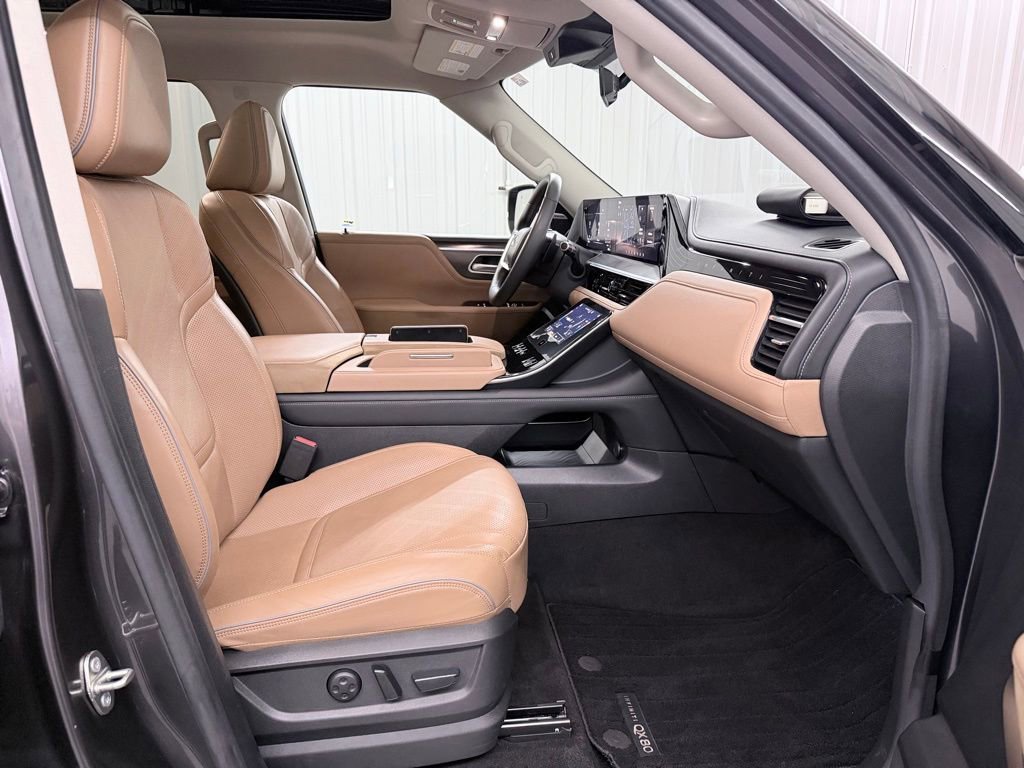 Certified 2025 INFINITI QX80 Luxe image 45