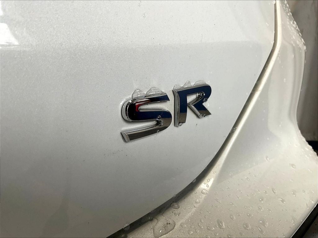 Used 2023 Nissan Kicks SR w/ SR Premium Package FWD image 28