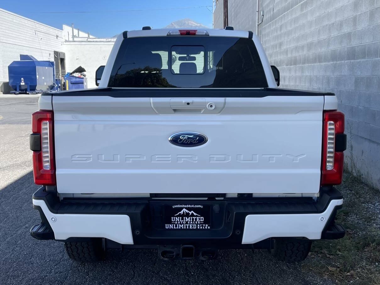 Used 2023 Ford F350 Lariat w/ Lariat Ultimate Package AWD/4WD image 7