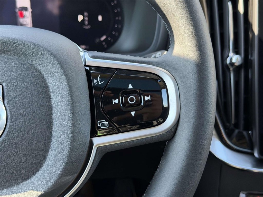 New 2026 Volvo XC90 B6 Ultra w/ Protection Package AWD/4WD image 9