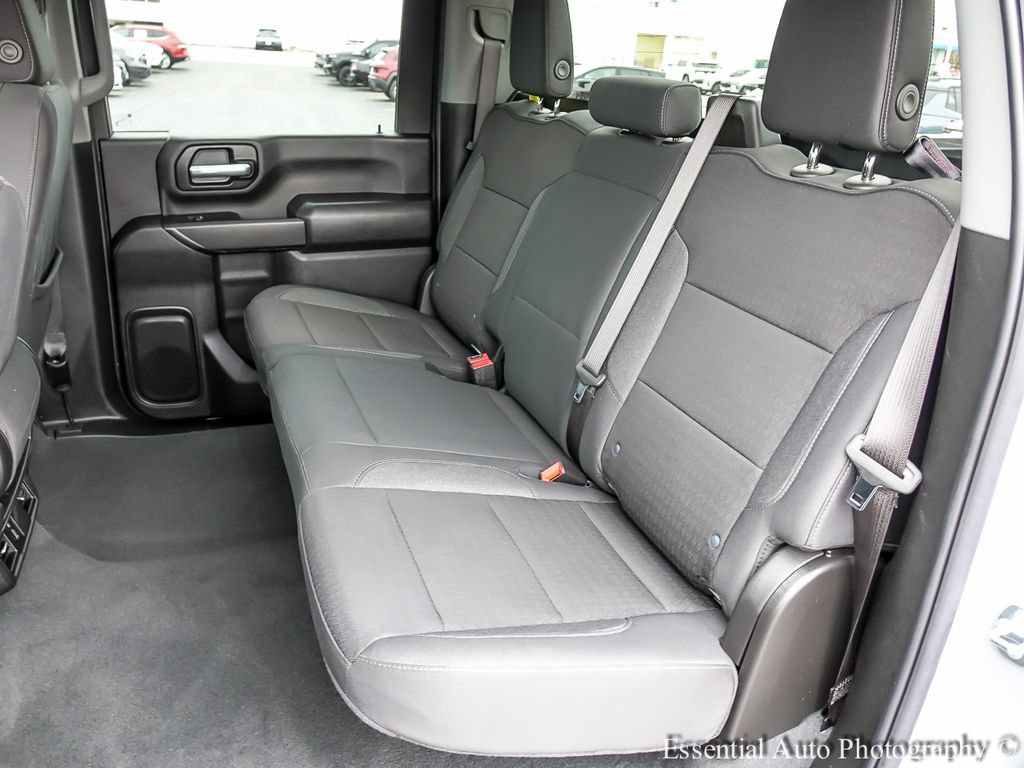 Used 2025 Chevrolet Silverado 2500 Custom w/ Custom Value Package AWD/4WD image 12
