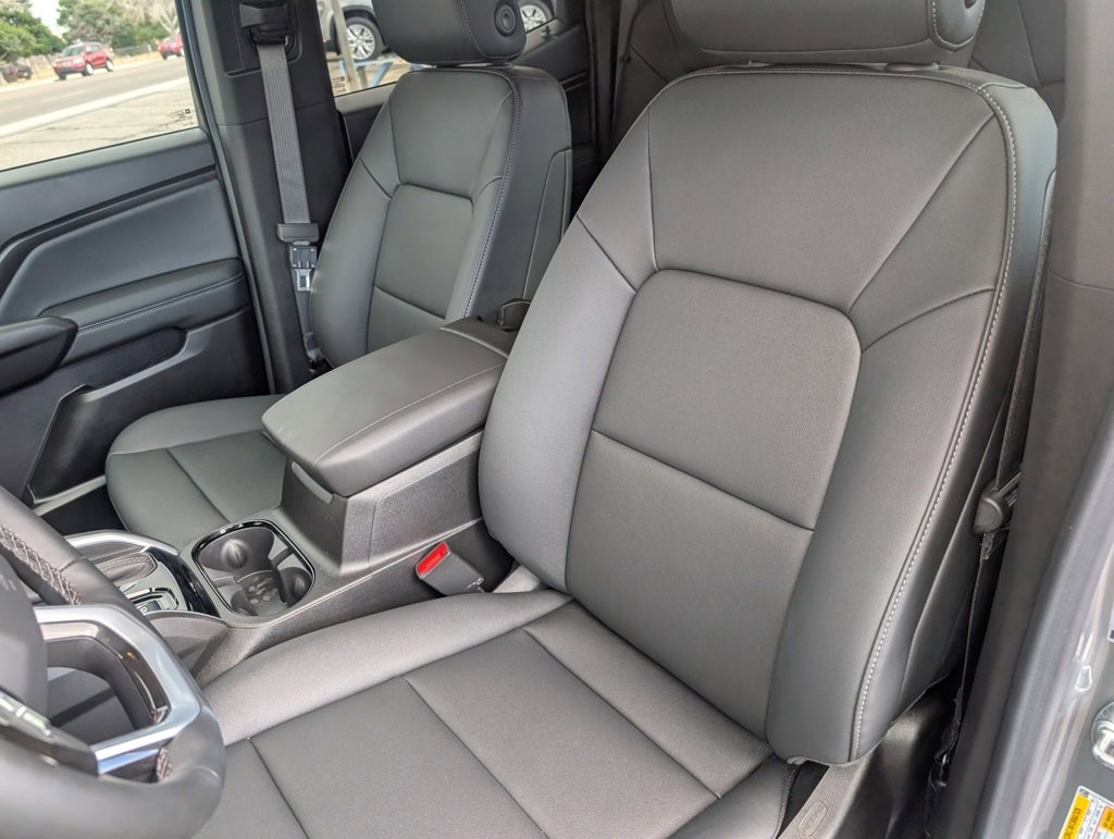 Used 2026 Chevrolet Colorado LT w/ LT Convenience Package image 9