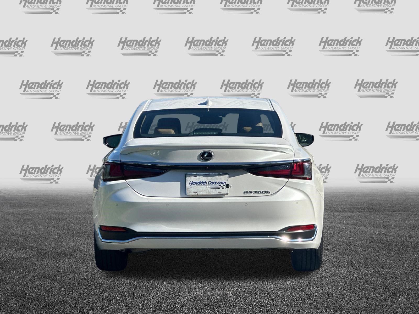 Certified 2024 Lexus ES 300h w/ Premium Package FWD image 6