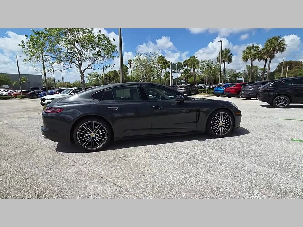 Used 2018 Porsche Panamera image 33
