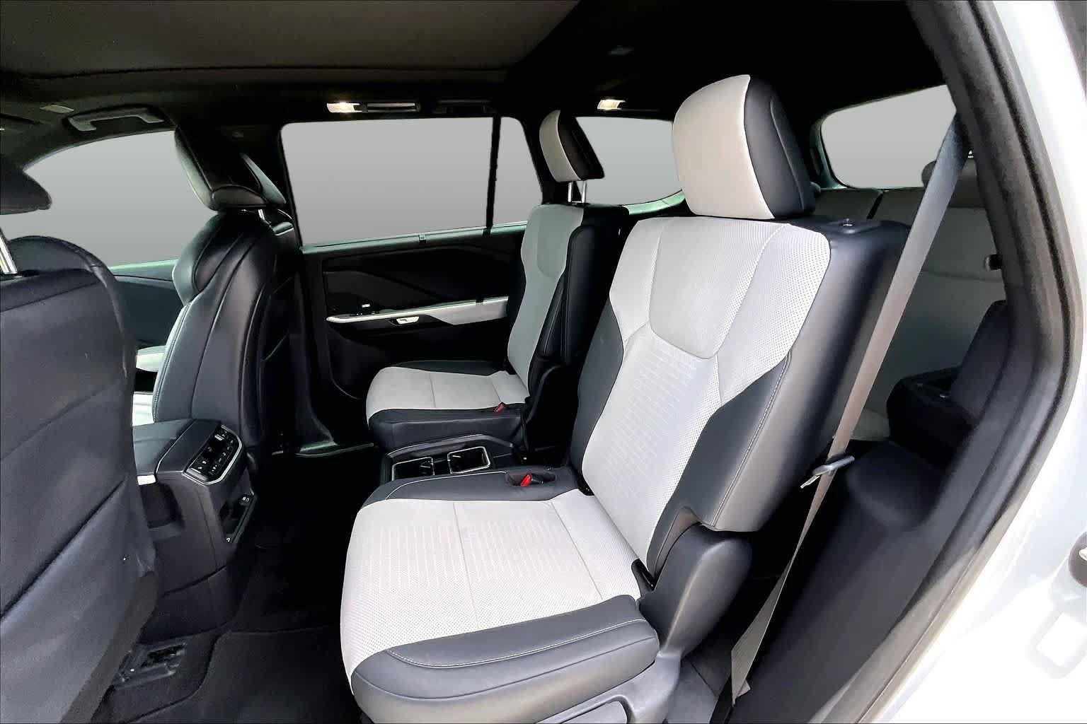 Used 2026 Lexus TX 350 AWD w/ Technology Package image 21